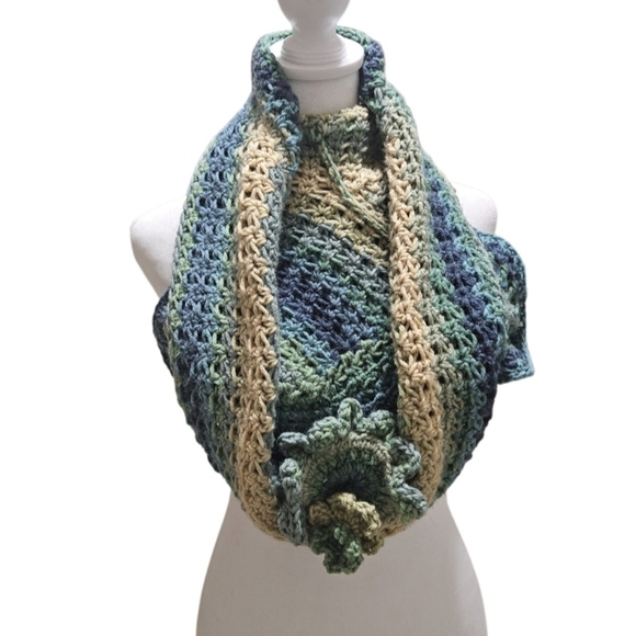 Hand Crafted Crochet Multicolored 10-way scarf winter hoodie handmade blue shawl - Picture 6 of 17